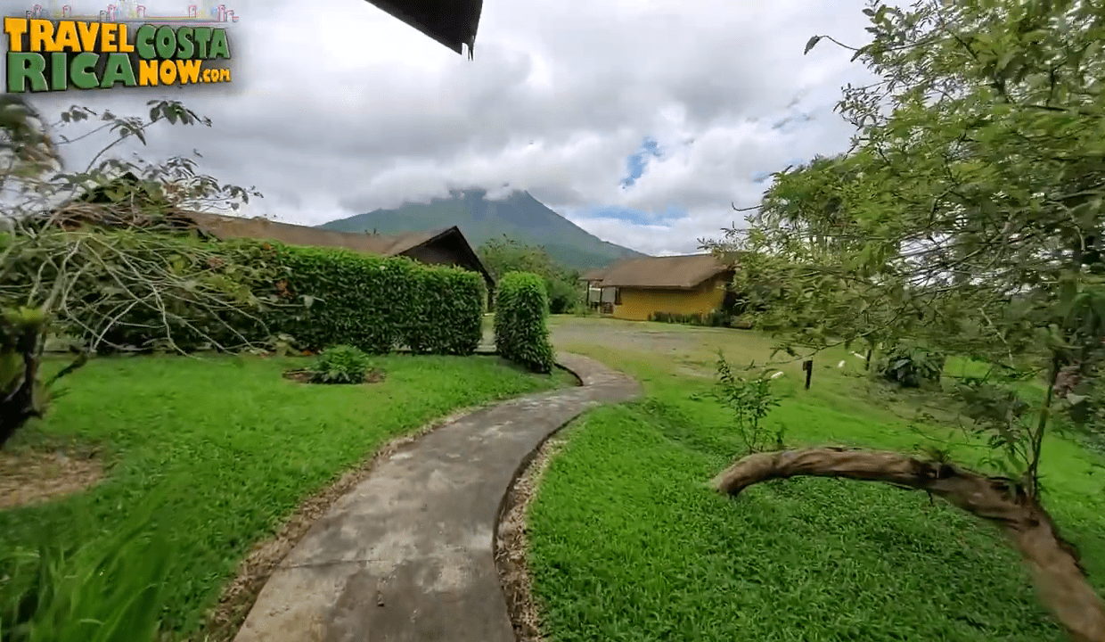 for sale volcano view hotel in fortuna costa rica (36)-min