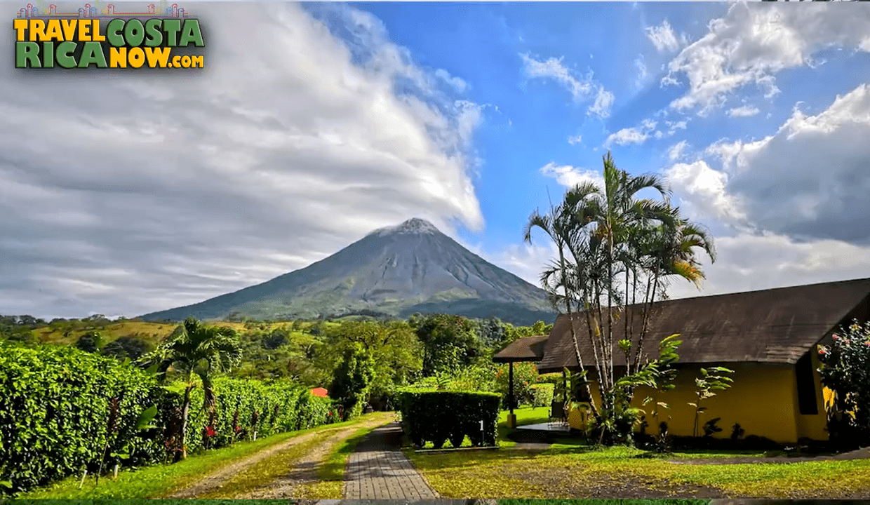 for sale volcano view hotel in fortuna costa rica (37)-min